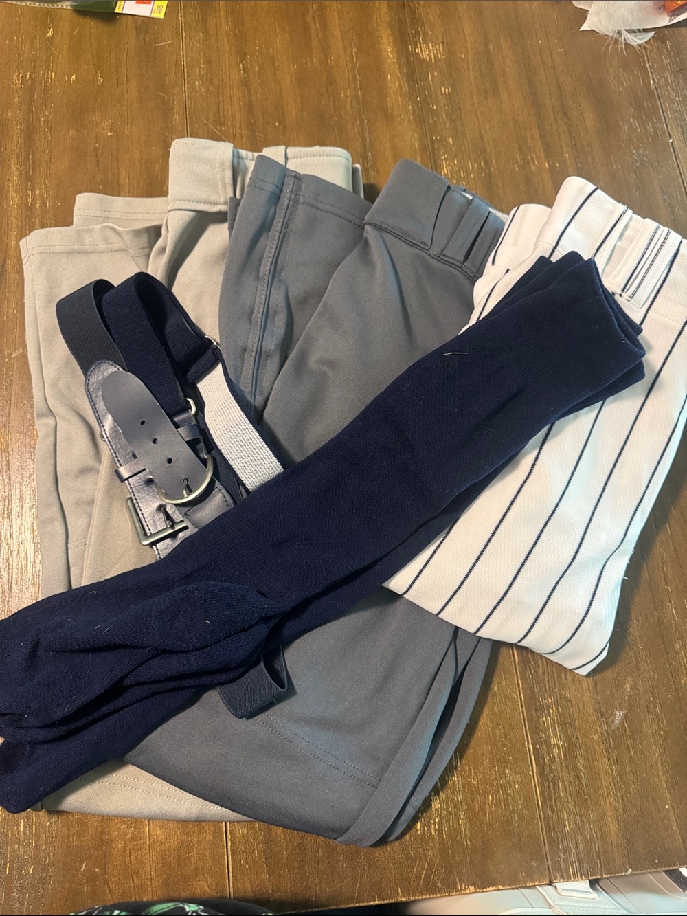 Men’s Baseball Bundle size small